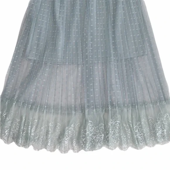 H&M Divided Skirt - Picture 3 of 9